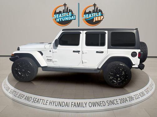 Bright White 2020 Jeep Wrangler Unlimited Sahara