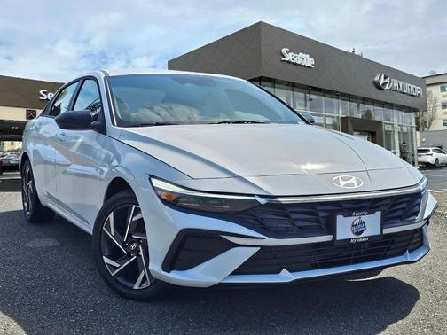 2025 Hyundai ELANTRA HEV SEL Sport