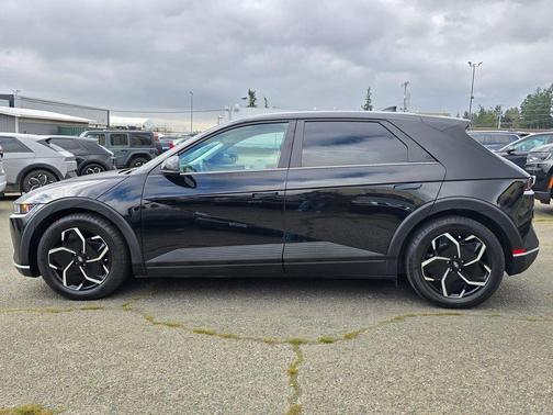 Black 2024 Hyundai IONIQ 5 SEL