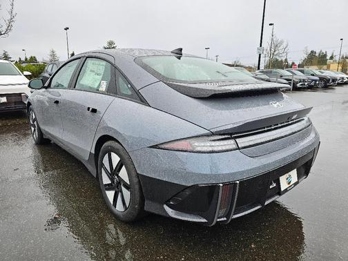 2025 Hyundai IONIQ 6 SE