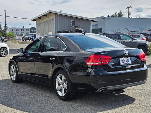 2012 Volkswagen Passat 2.5 SE