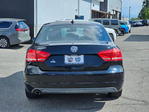 2012 Volkswagen Passat 2.5 SE