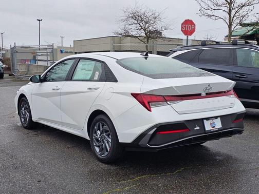 2026 Hyundai ELANTRA HEV Blue