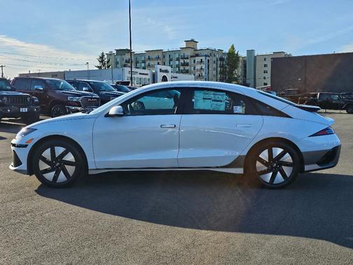2025 Hyundai IONIQ 6 SE
