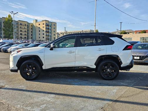 2021 Toyota RAV4 Hybrid XSE