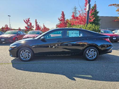 2025 Hyundai ELANTRA HEV Blue