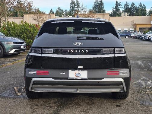 2026 Hyundai IONIQ 5 SE Standard Range