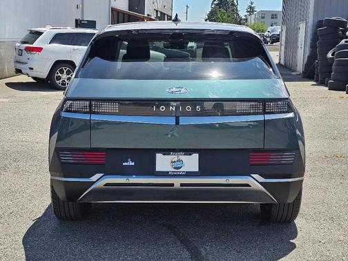 2022 Hyundai IONIQ 5 SE