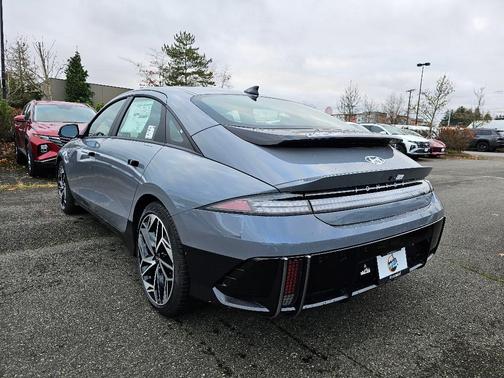 2025 Hyundai IONIQ 6 SEL