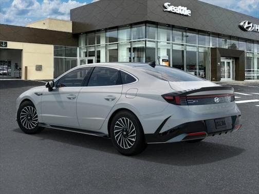 2025 Hyundai SONATA Hybrid Limited