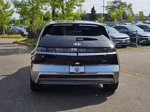 2025 Hyundai IONIQ 5 Limited