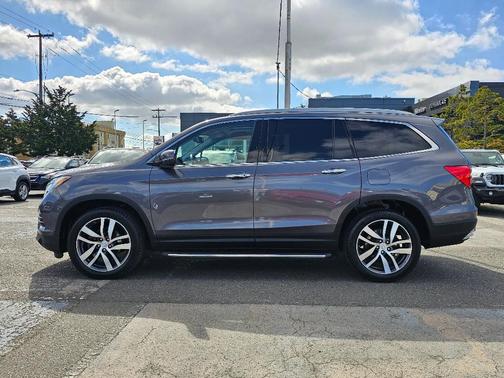 2018 Honda Pilot Touring