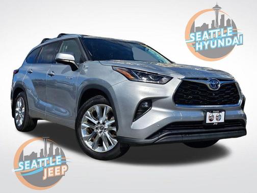 Celestial Silver Metallic 2021 Toyota Highlander Hybrid Limited
