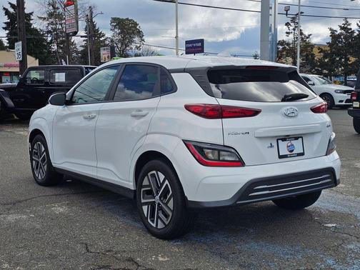 2023 Hyundai KONA EV SE