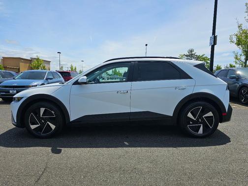2025 Hyundai IONIQ 5 SEL