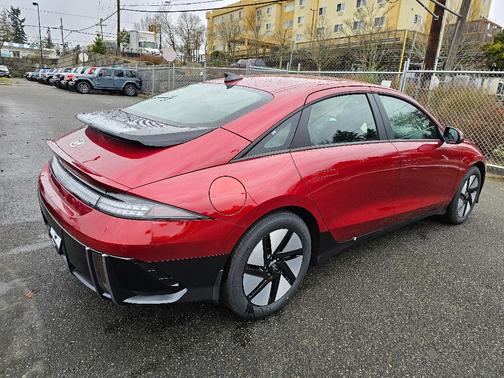 2025 Hyundai IONIQ 6 SE