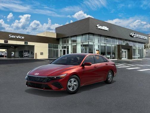 2025 Hyundai ELANTRA SE