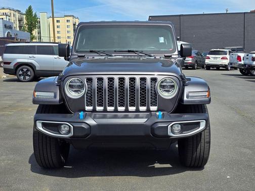 Granite Crystal Clearcoat Metallic 2022 Jeep Wrangler Unlimited 4xe Sahara