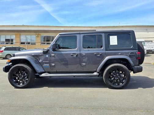 Granite Crystal Clearcoat Metallic 2022 Jeep Wrangler Unlimited 4xe Sahara