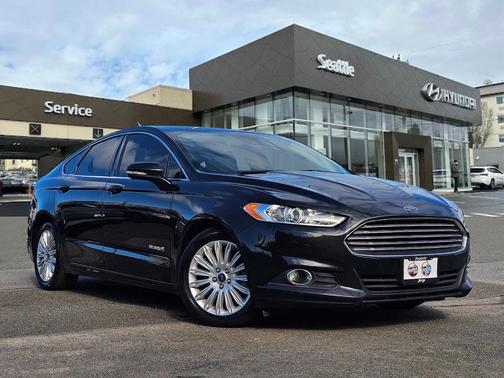 2015 Ford Fusion Hybrid SE