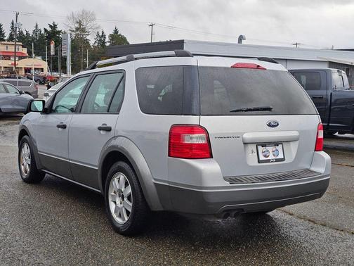 2005 Ford Freestyle SE