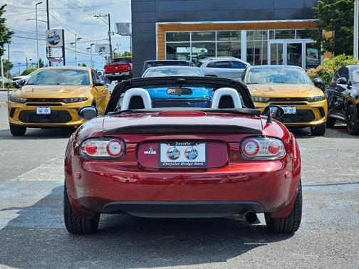 2006 Mazda MX-5 Miata
