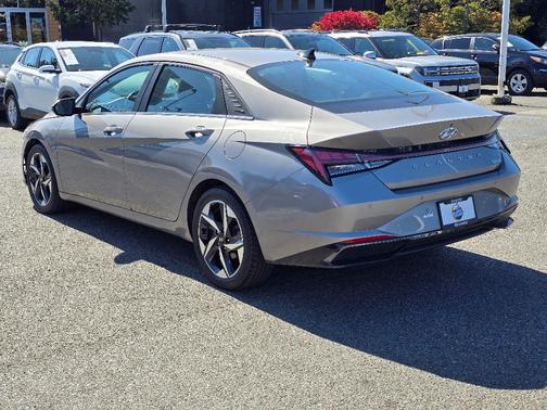 2021 Hyundai ELANTRA HEV Limited