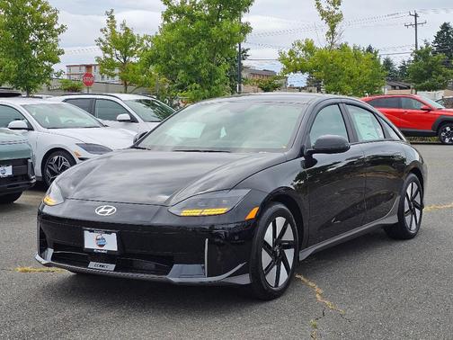 2025 Hyundai IONIQ 6 SE Standard Range