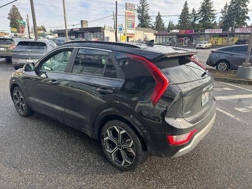 2023 Kia Niro EX Touring