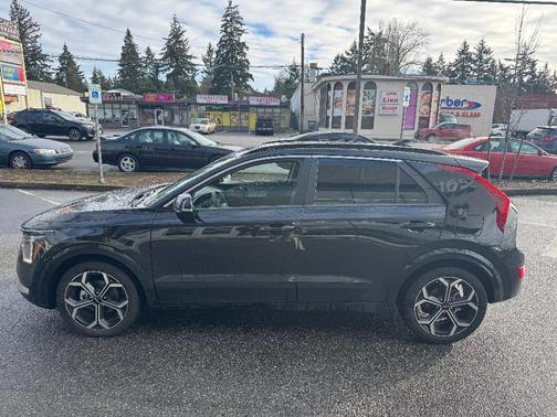 2023 Kia Niro EX Touring