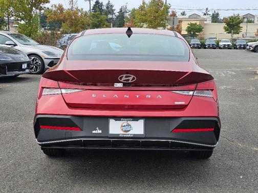 2025 Hyundai ELANTRA HEV Blue