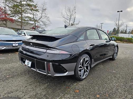 2025 Hyundai IONIQ 6 SEL