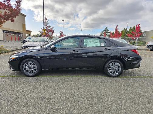 2025 Hyundai ELANTRA HEV Blue