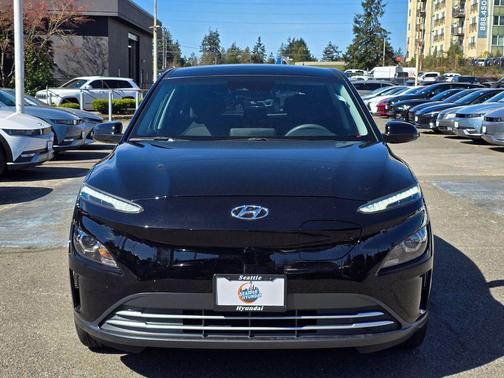 Black 2023 Hyundai KONA EV SE