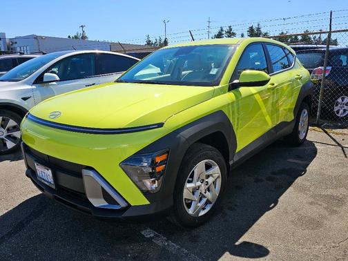 2024 Hyundai KONA SE