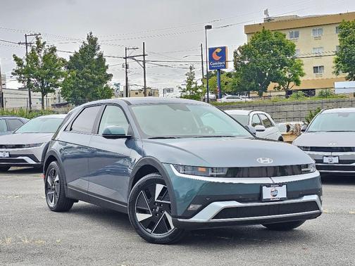 2025 Hyundai IONIQ 5 SE