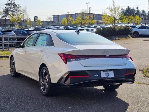 2025 Hyundai ELANTRA HEV Limited