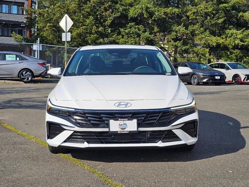 2025 Hyundai ELANTRA HEV Limited