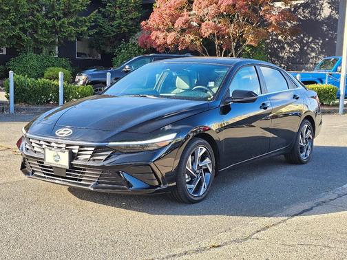 2025 Hyundai ELANTRA HEV Limited