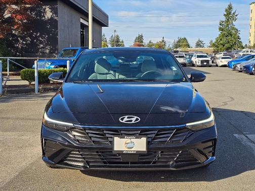 2025 Hyundai ELANTRA HEV Limited