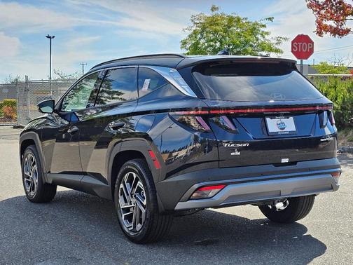 2025 Hyundai TUCSON Hybrid Limited