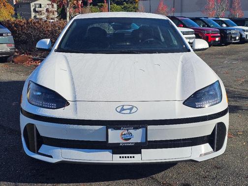 2025 Hyundai IONIQ 6 SEL