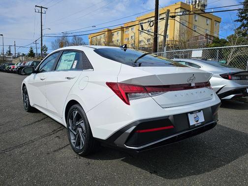 2025 Hyundai ELANTRA HEV Limited