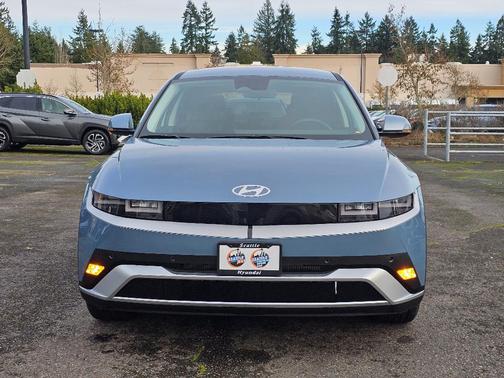 2026 Hyundai IONIQ 5 SE Standard Range