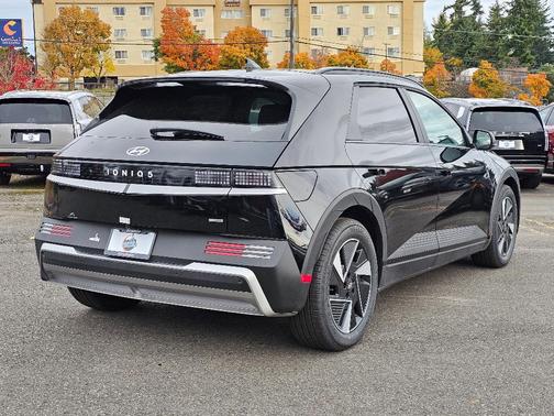 2025 Hyundai IONIQ 5 SEL