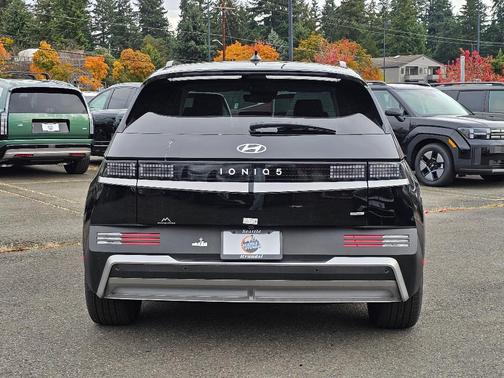 2025 Hyundai IONIQ 5 SEL