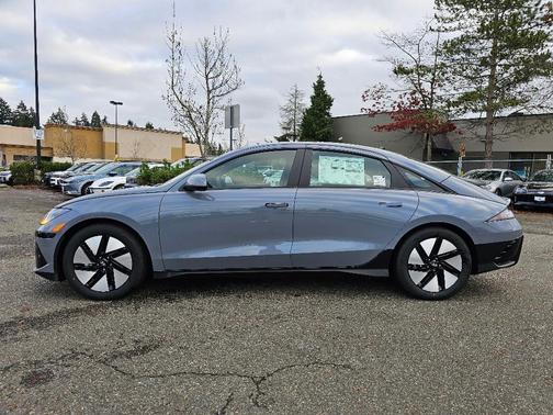 2025 Hyundai IONIQ 6 SE