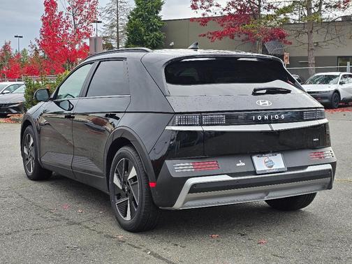 2025 Hyundai IONIQ 5 SEL