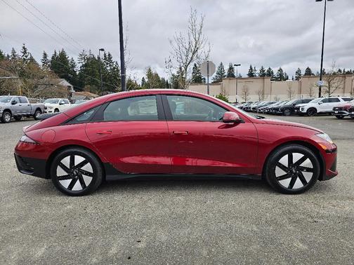 2025 Hyundai IONIQ 6 SE