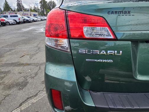 2011 Subaru Outback 3.6R Premium